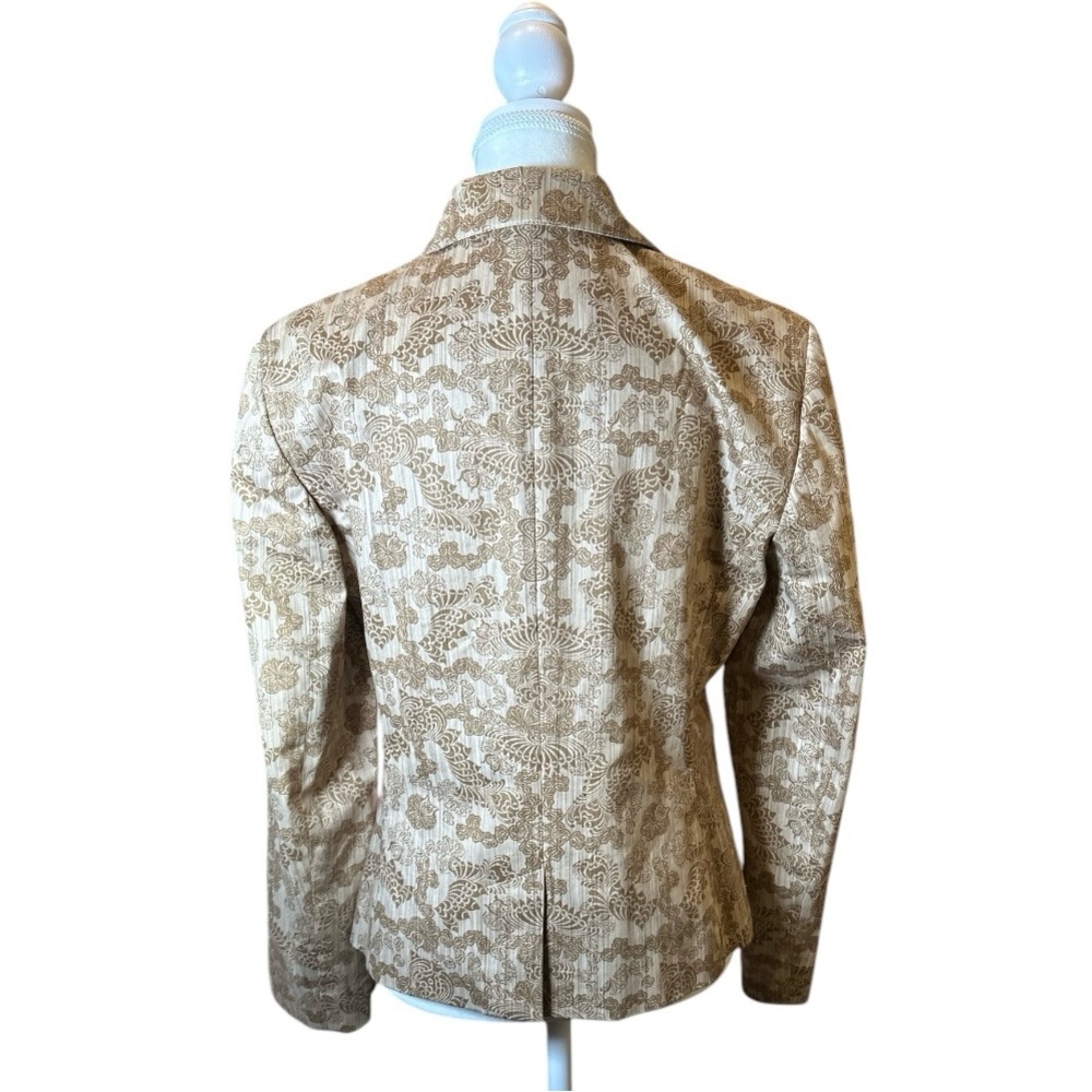 Ellen Tracy Tan Blazer with Notched Lapel and Abstract Pattern - Picture 2 of 9